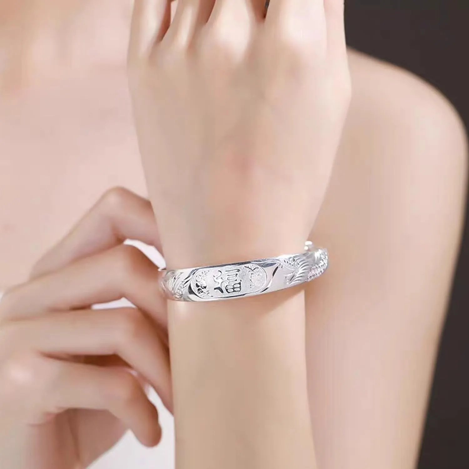 925 Sterling Silver Ethnic Style Bangle Bracelet for Women Boho Adjustable Cuff Bangles Floral Engraved Texture Open Cuff Bracelet Lotus Bangles for Mom Wife Birthday Mother's Day Gifts for Women