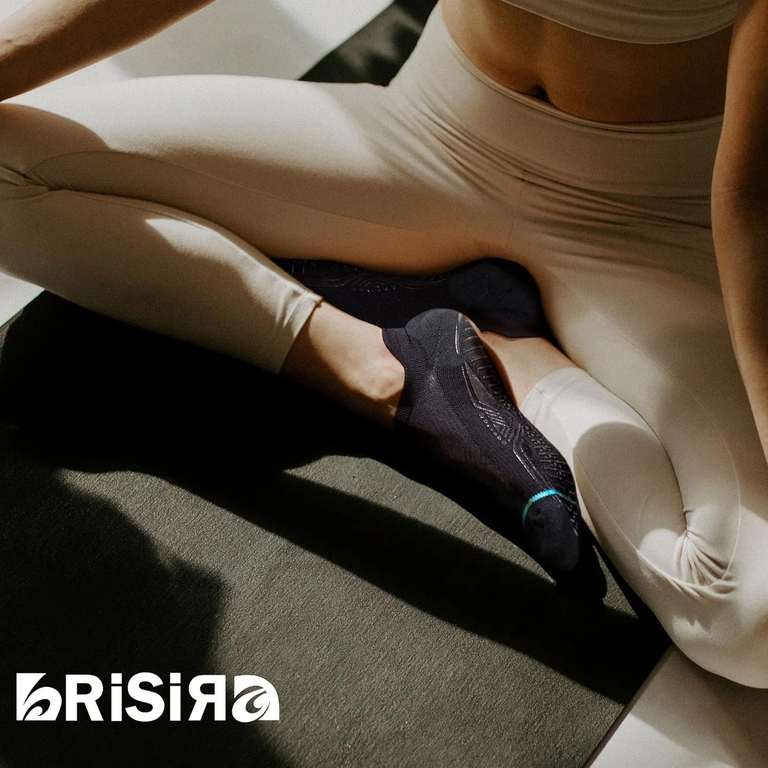 BRISIRA Bamboo Viscose Non Slip Pilates Socks Men Women No Show Grip Compression Thick Cushion Yoga Barre Grippy Ankle