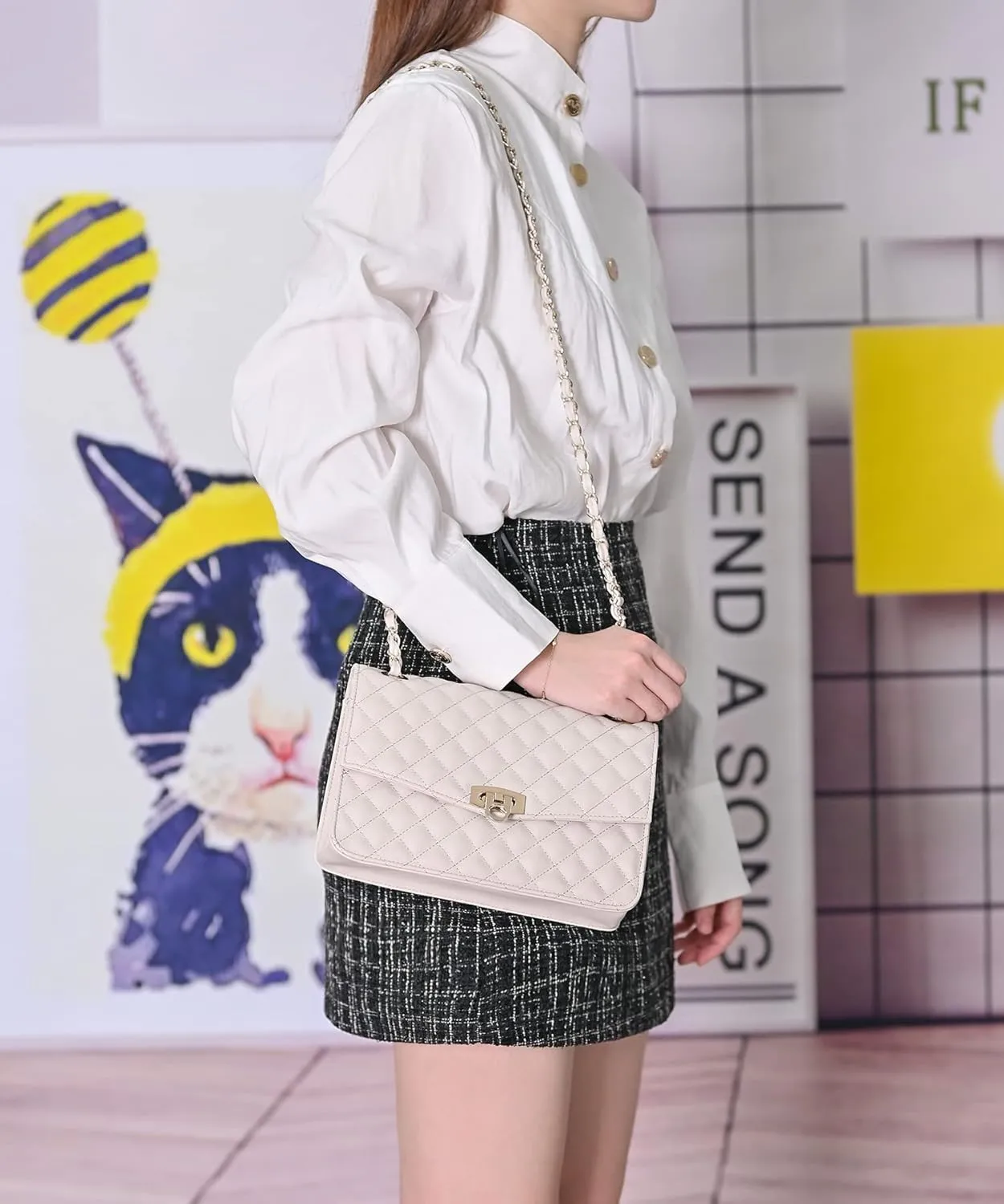 GM LIKKIE Quilted Shoulder Bag for Women, Medium Flap Crossbody Handbag with Chain Strap, Soft Vegan Leather Clutch Purse