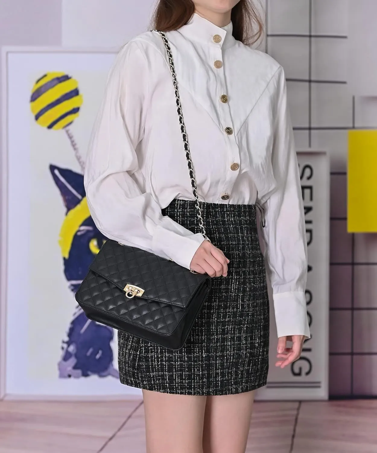 GM LIKKIE Quilted Shoulder Bag for Women, Medium Flap Crossbody Handbag with Chain Strap, Soft Vegan Leather Clutch Purse