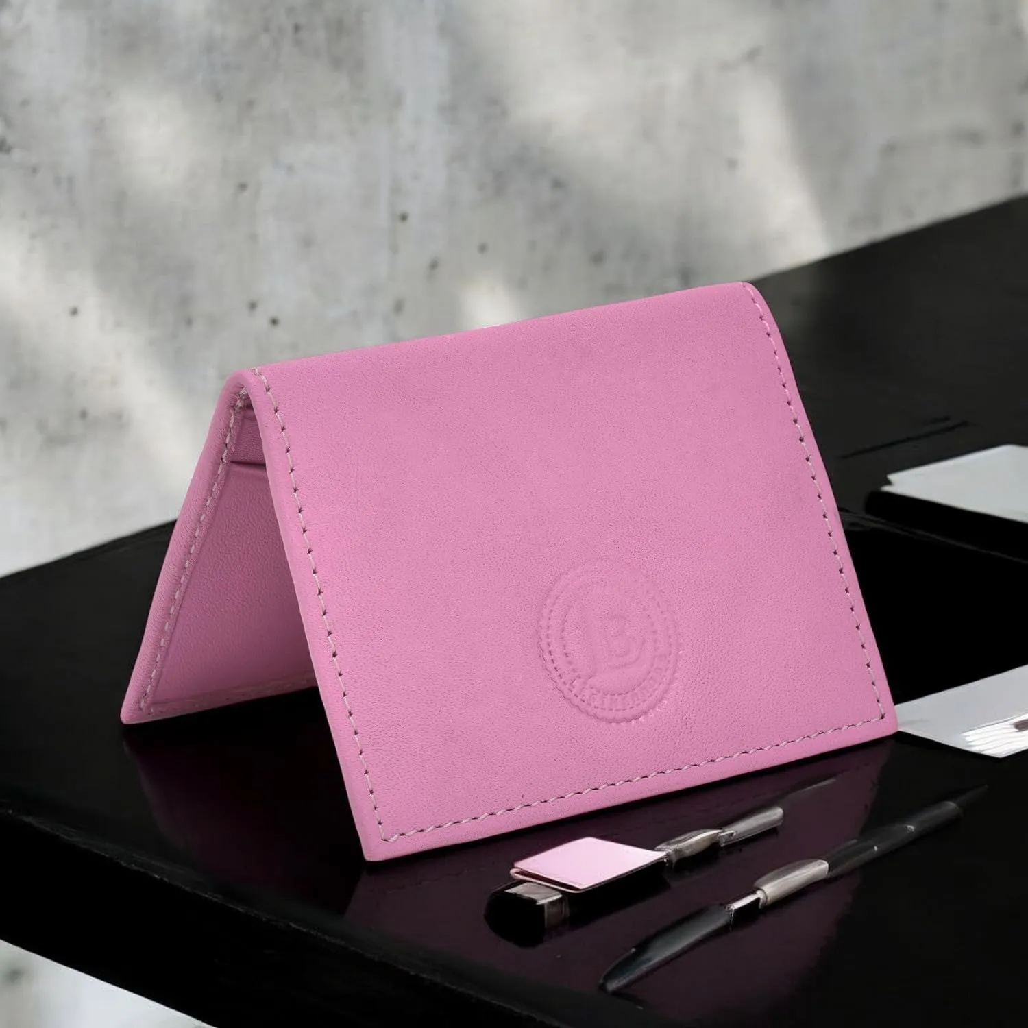 Leatherboss Slim Thin Leather Credit Card Id Mini Wallet Holder Bifold Driver's License Safe (Pink)